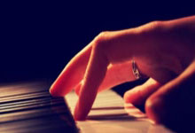 南美洲经典对决引发激烈争议，输赢难分